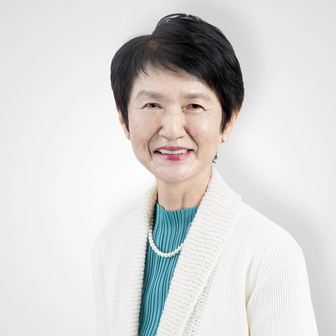 微笑む理事長の写真